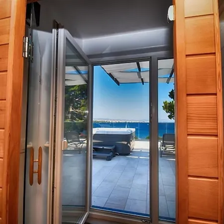 Luxurioeses Penthouse Mit Meerblick Und Sauna Vodice