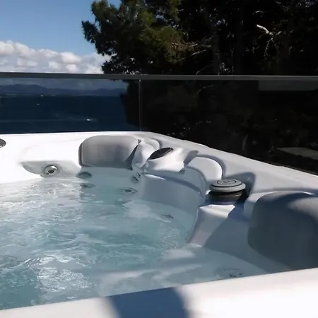 Luxurioeses Penthouse Mit Meerblick Und Sauna Vodice