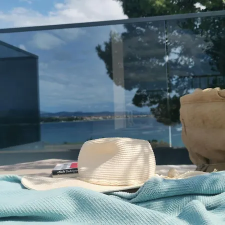 Apartment Luxurioeses Penthouse Mit Meerblick Und Sauna *